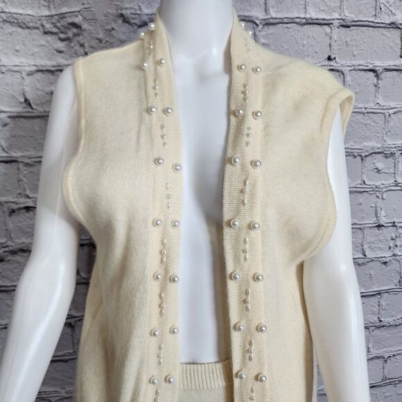 Lew Magram 2 PC Creme Lambswool/Angora/Nylon Blend Skirt Set, Women's Medium - Picture 2 of 12